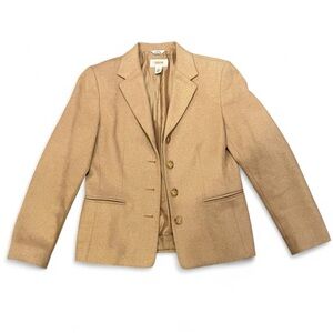 Vintage pure camel hair tan blazer in the dreamiest neutral.